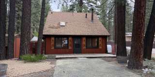 3 Bed, 2 Bath Home Located In-Town and Close to Conveniences Gallery 1