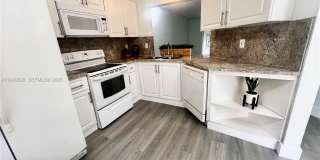 9156 NW 40th St Gallery 1