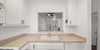 Now Leasing: Unit 203 at 1145 Roswell Ave, Long Beach, CA Gallery 9
