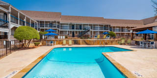 Aero White Rock Gallery 15