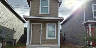 Charming 2-Bedroom 2-Bath Home with Loft and Private Backyard Gallery 1