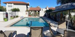 STUNNING SCOTTSDALE TOWNHOME! Gallery 12