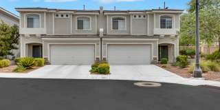 Large Townhouse in Henderson Large Townhouse in Henderson Gallery 1