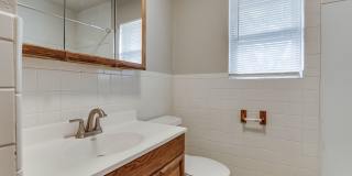 JUST HIT THE MARKET!!! 3 bedroom 1.5 bathroom Gallery 34