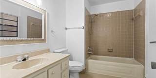 6745 NW 169th St th G HIALEAH, FL 33015 Gallery 25