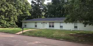 204 Garner Street Gallery 1