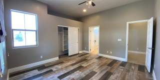 CALVADA VALLEY U.1 - Oakleaf Avenue Gallery 44