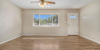 Great house near UCCS with 2x kitchen and 2x laundry! Gallery 14
