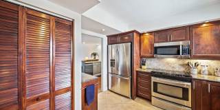 301 Lake Shore Drive Gallery 22