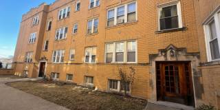 2946 N Laramie Gallery 1