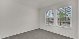 2044 Hearn Drive Gallery 21