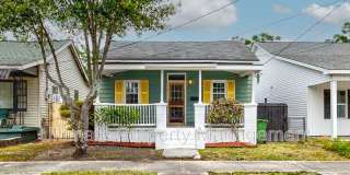 1313 Glenn Street Gallery 1