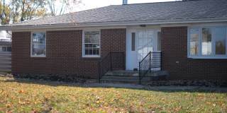 West Lafayette Home, Fenced Backyard, Attached 2 Car Garage, Stainless Appliances, Full Basement Gallery 3