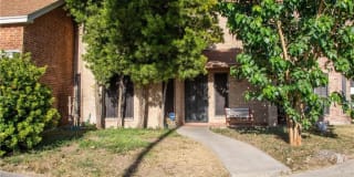 2409 S 41st Street Gallery 1