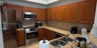 8814 W Flagler St Gallery 11