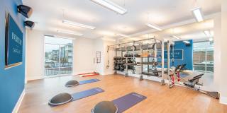 Overture Chapel Hill 55+ Active Adult Apartment Homes Gallery 14