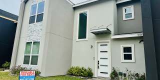 5316 North Crown Point Gallery 1