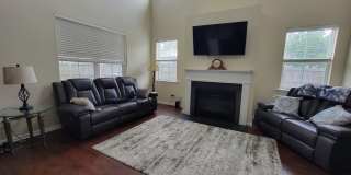 100 Glory Rd Gallery 16