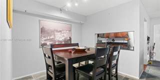 3083 N Oakland Forest Dr Gallery 62