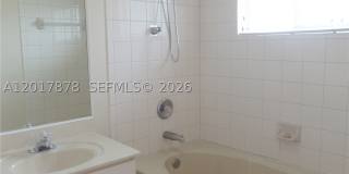 12907 SW 28th Ct Gallery 13
