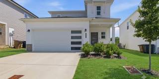 Modern 4-Bedroom Nashville Home with Sleek Contemporary Finishes Gallery 1