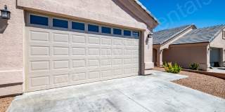 DON'T MISS THIS THREE BEDROOM TOWNHOUSE IN A PRIME LOCATION Gallery 6