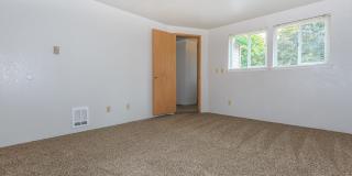 Emerald Court Gallery 6