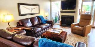 304 Hi There Gallery 1