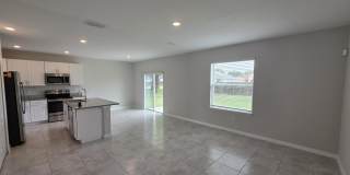 2037 SW Mcallister Lane Gallery 3