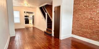 Beautifully Updated Home in Lancaster City! Gallery 1
