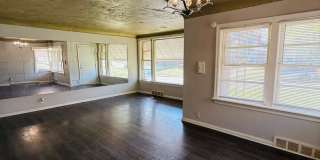 Spacious 3 Bedroom Rental! Gallery 1