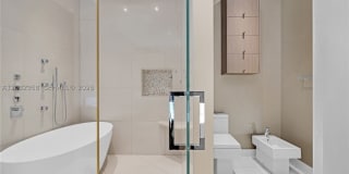 900 Brickell Key Blvd Gallery 29
