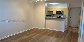1919 Van Buren St Gallery 5