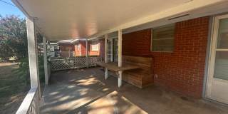 3 bed, 1 bath, 1 car garage Gallery 18