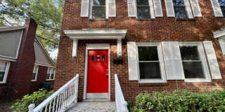 319 Howard Street Gallery 28