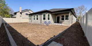 Conner Square Gallery 18