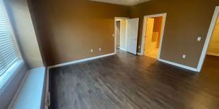 3 Bedroom 2 bath Condo Gallery 1