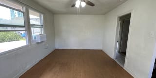660 Hausten Street - B Gallery 1