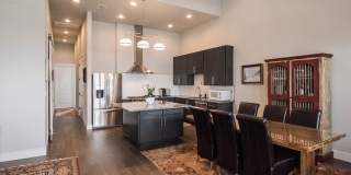 2/2/1 Condo in Town Creek / Walk to Dos Rios / Community Pool/Fridge, Washer & Dryer Included / Balcony / NBISD *2 weeks free rent* Gallery 8