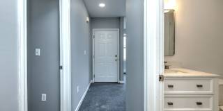 86 Avery Street Gallery 8