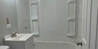 1631 West 7th Street Gallery 10