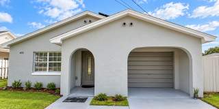 Stunning 4-Bedroom Pool Home with Solar Panels – Your Private Florida Paradise Awaits! Gallery 1