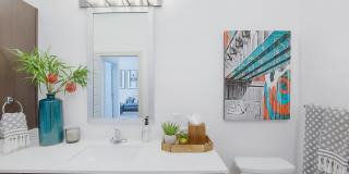 The Monroe Gallery 16