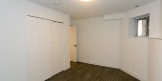 5706-10 S. Blackstone Ave Gallery 31