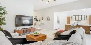 790 CARMEL LANE Gallery 4