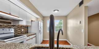 13055 SW 15th Ct Gallery 10