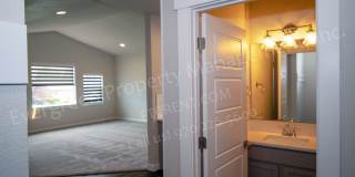Stunning 3 Bedroom, 2.5 Bath Townhome in Beautiful Windsor! Gallery 17