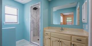 1002 River Oak Gallery 22