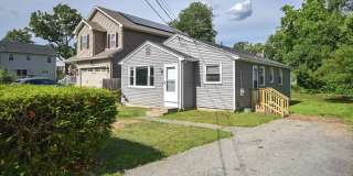 Ranch - recently updated, fenced in yard Gallery 1