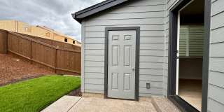 Charming 3 Bed 2.5 Bath Tualatin Home with Fenced Yard & 2-Car Garage! Charming 3 Bed 2.5 Bath Tualatin Home with Fenced Yard & 2-Car Garage! Gallery 24